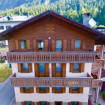 Ajarnola Locazioni Turist Hotell Auronzo di Cadore Eksteriør bilde